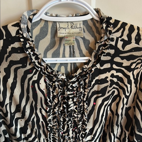 Joseph Ribkoff Zebra Sparkly Ruffled Made in Canada Zip Front Top, size 8 - Picture 3 of 6